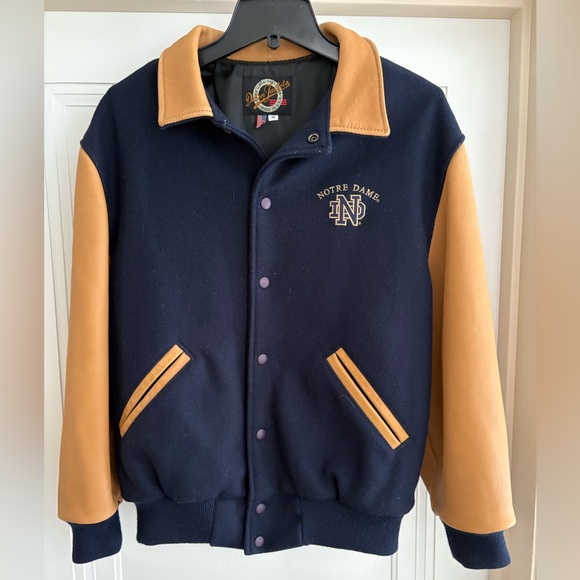 RARE Dehen VINTAGE STYLE NOTRE DAME FIGHTING IRISH VARSITY JACKET EMBROIDERED